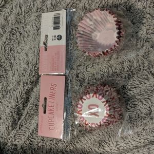 3/$15.00 XOXO CUPCAKE PAPER LINERS 24 LINERS